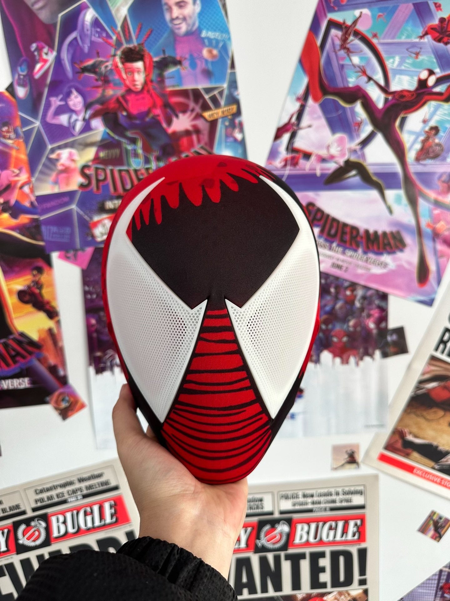 The SCARLET Spidey Mask With Face Shell Wearable Movie Prop Replica the-scarlet-spidey-mask-with-face-shell-wearable-movie-prop-replica