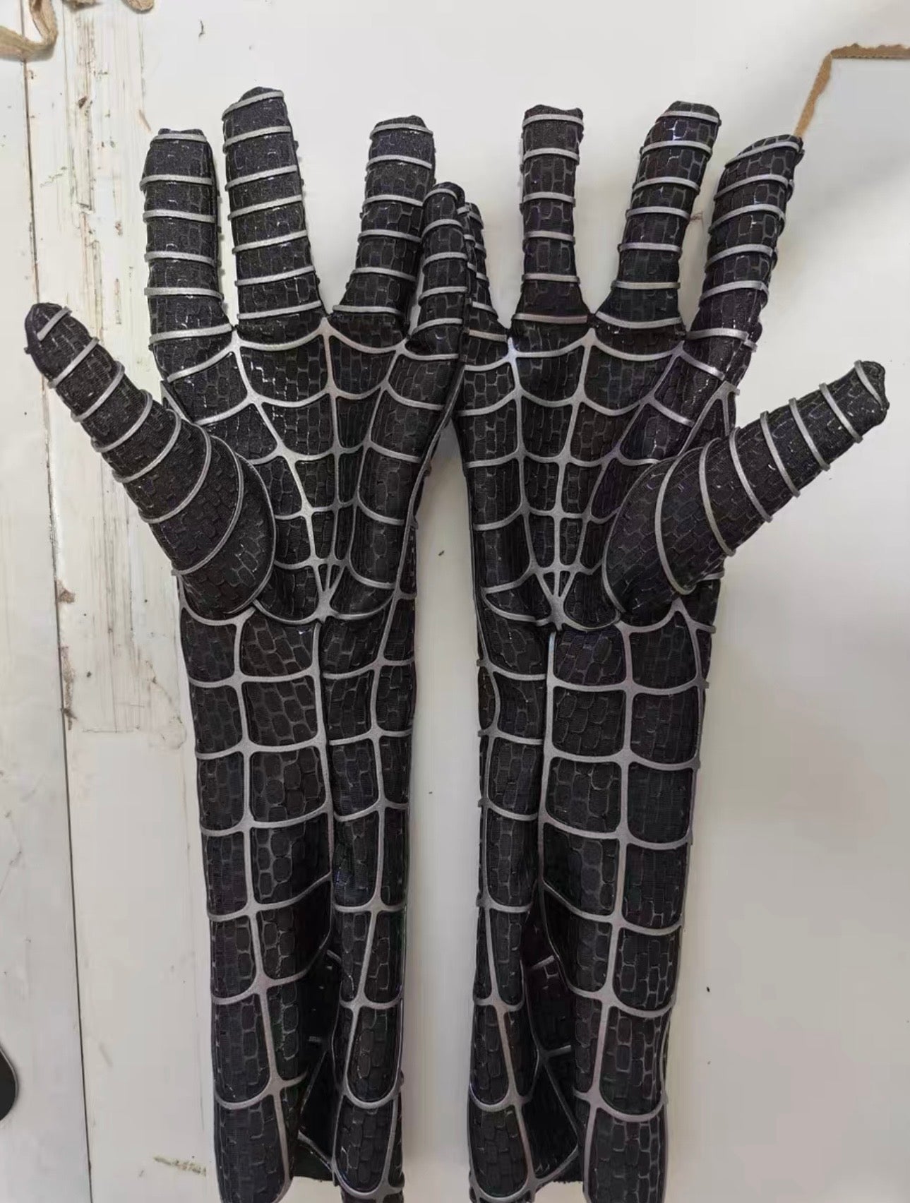 Tobey Gloves