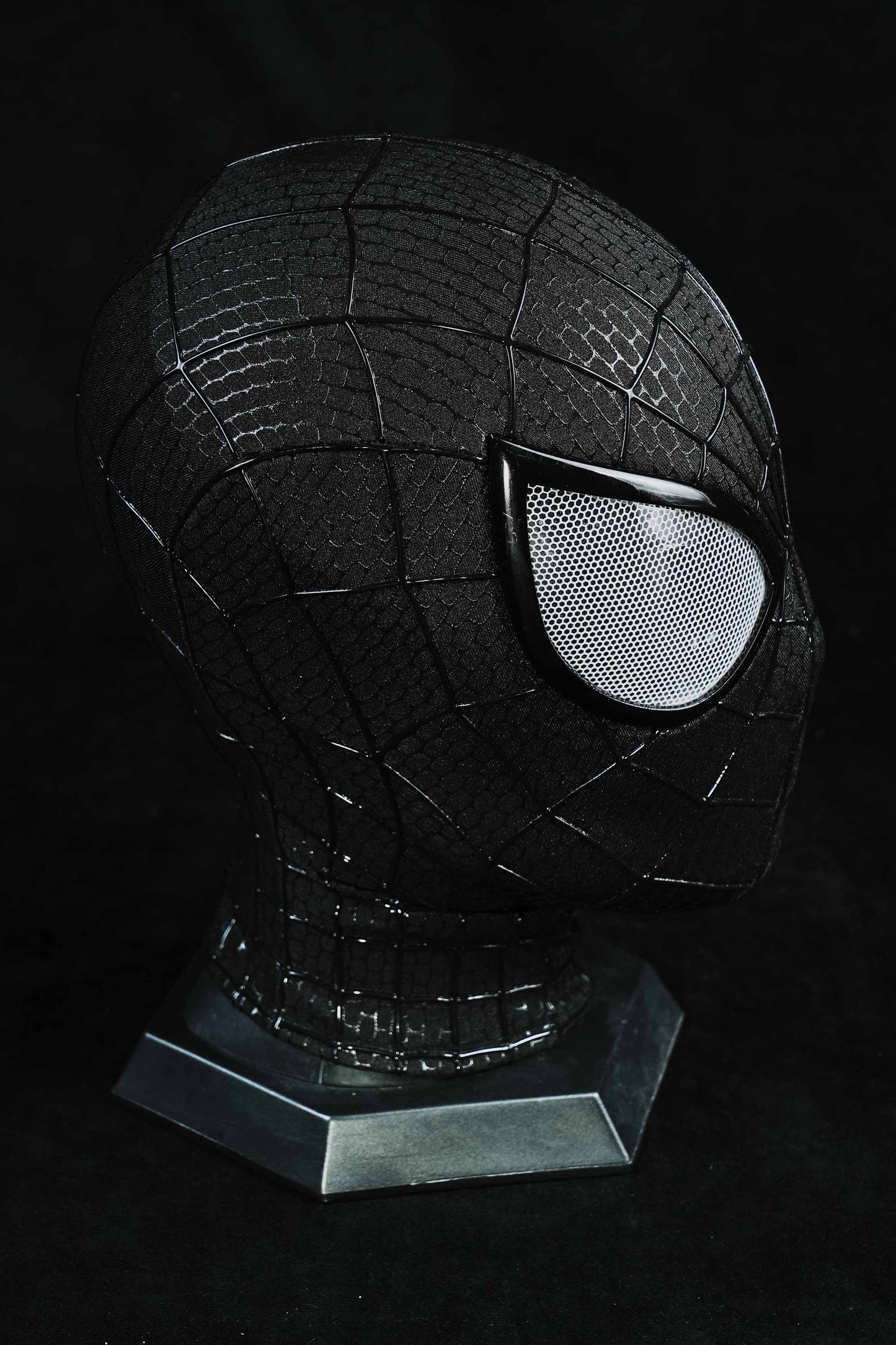 The V5 Symbiote TASM2 with Full head shell and Lenses Wearable Movie Prop Replica (Adult)