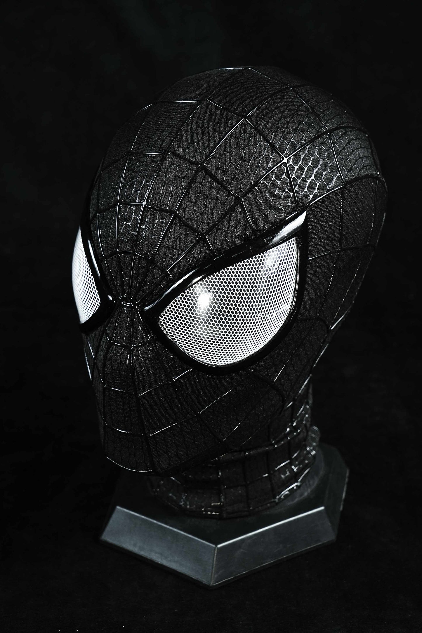 The V5 Symbiote TASM2 with Full head shell and Lenses Wearable Movie Prop Replica (Adult)