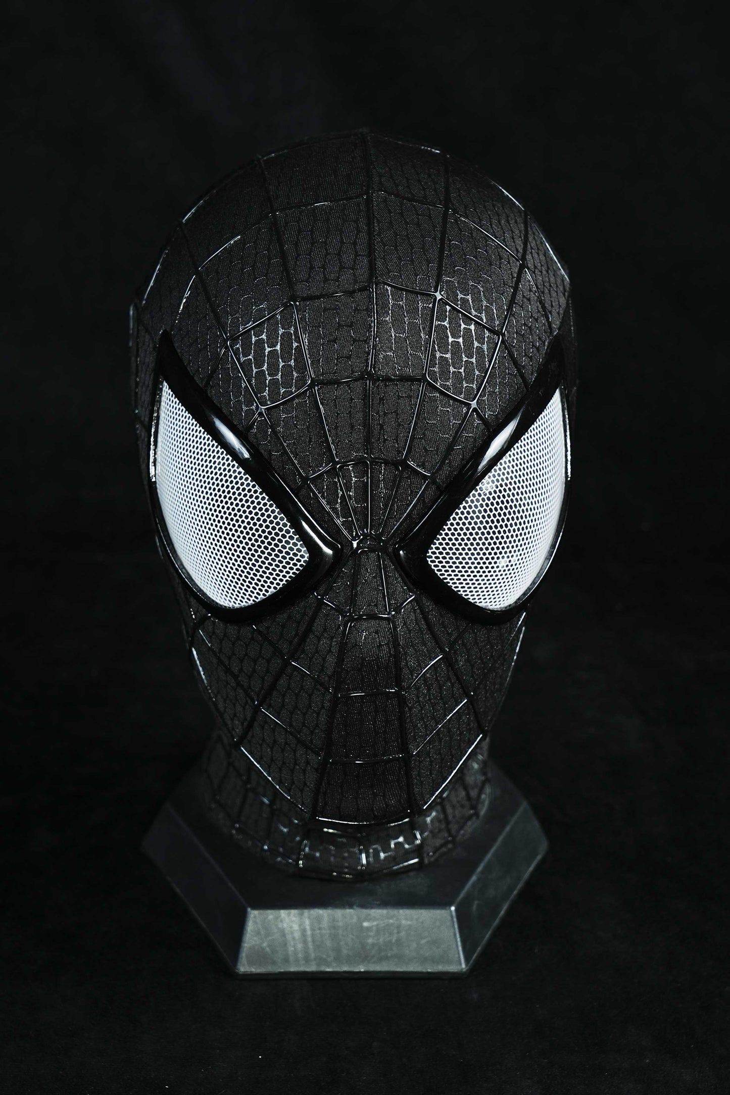 The V5 Symbiote TASM2 with Full head shell and Lenses Wearable Movie Prop Replica (Adult)