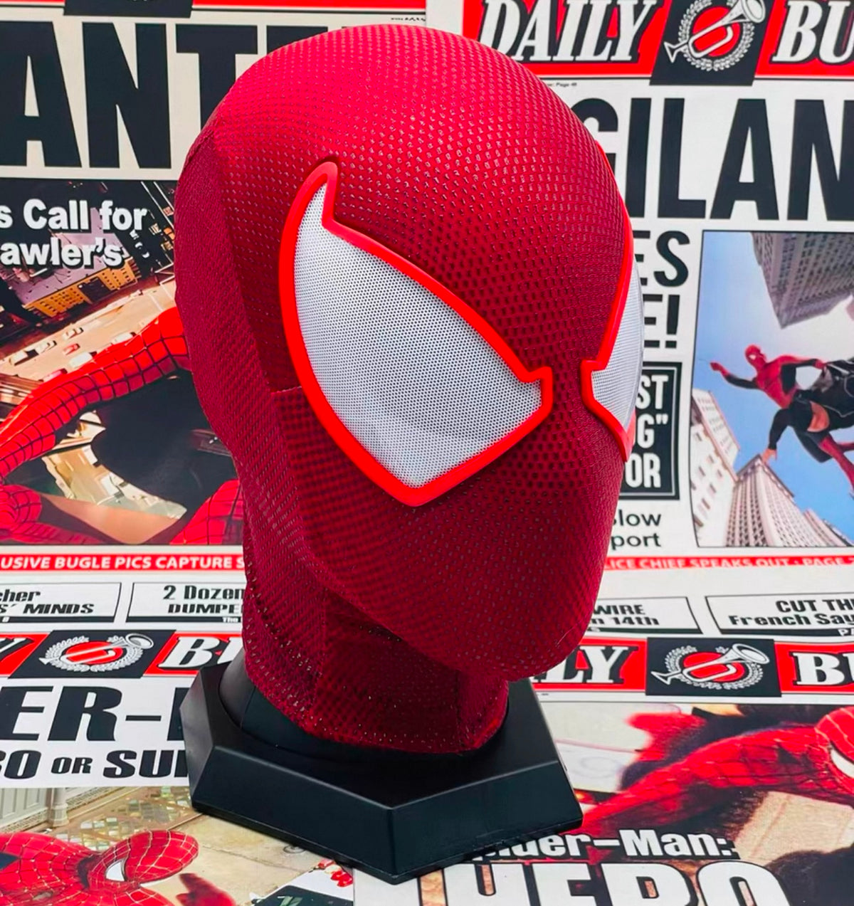 The SCARLET Spidey Mask With Face Shell Wearable Movie Prop Replica the-scarlet-spidey-mask-with-face-shell-wearable-movie-prop-replica